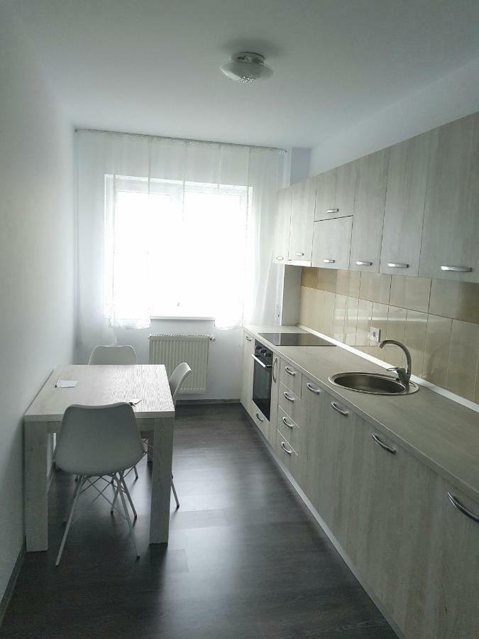 Happyhome Central Deluxe Apartments オラデア エクステリア 写真