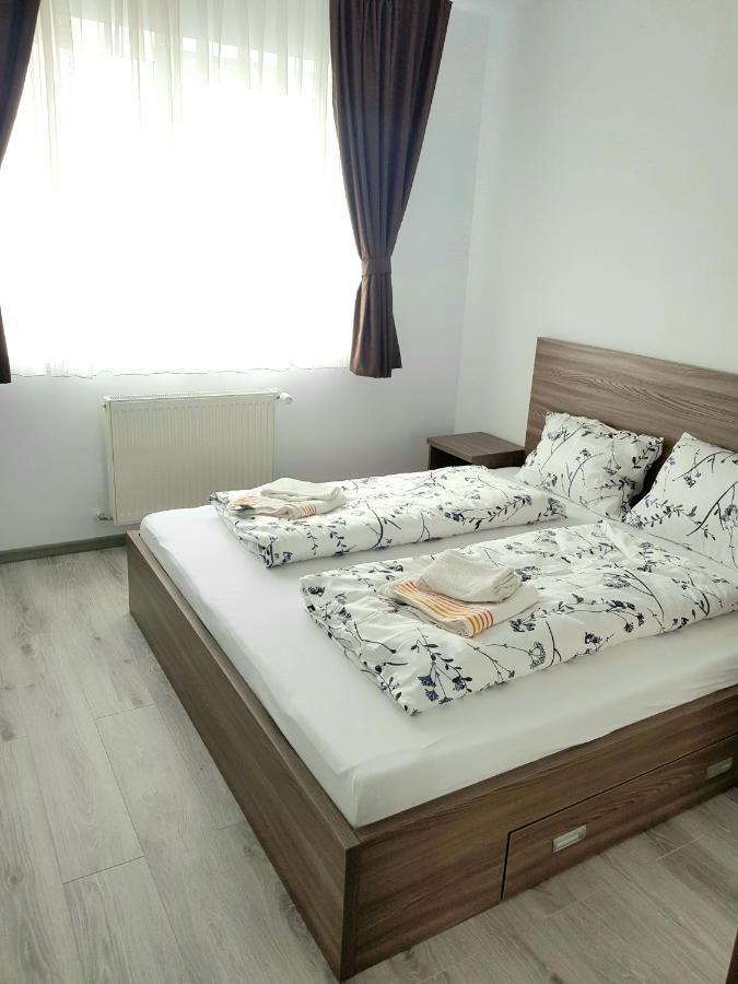 Happyhome Central Deluxe Apartments オラデア エクステリア 写真
